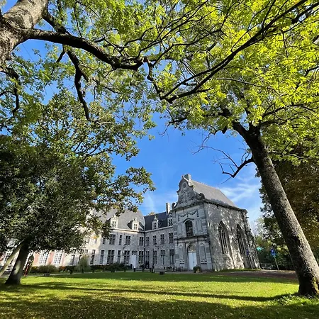 1 Ferme Du Chateau Fontaine-l'Eveque